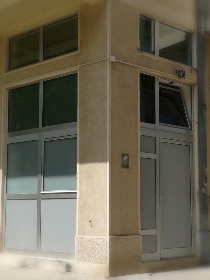 Classy And Cozy - Parking - 3 Beds - Near Center Νόβι Σαντ Εξωτερικό φωτογραφία
